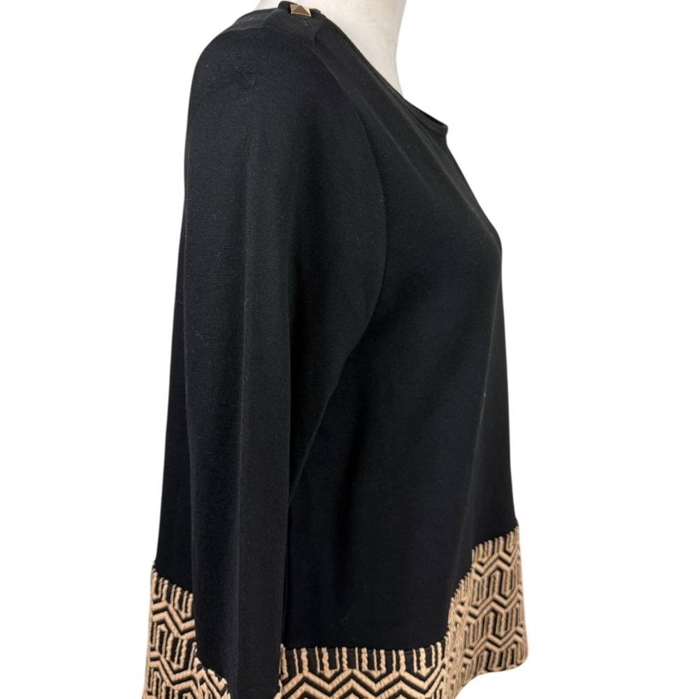 NWT Chico's blocked jacquard Black and Gold Patterned top size 2-large/12 - Picture 5 of 12